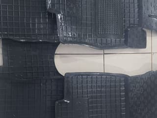 Внутренняя отделка / Салон – запчасти на разборках авто в ПМР и Молдове. Продам набор резиновых ковриков Мицубиси Грандис