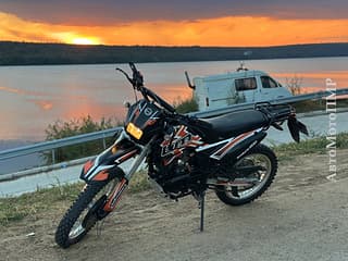 Продам эндуро-мотоцикл BoltMotors 200. 2014 год. Vânzare masini, motociclete, biciclete, anvelope si roti, piese auto