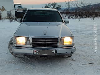 Мерседес 124 в отличном состоянии 77751188 ватсап телеграм пишите