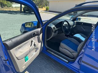 Selling Volkswagen Golf, 2001, diesel, mechanics. PMR car market, Tiraspol. 