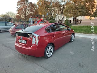 Selling Toyota Prius, 2013 made in, hybrid, machine. PMR car market, Tiraspol. 