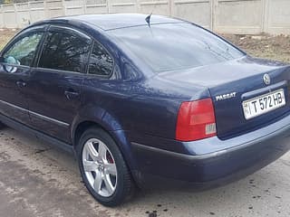 Selling Volkswagen Passat, 1998 made in, gasoline-gas (methane), mechanics. PMR car market, Tiraspol. 