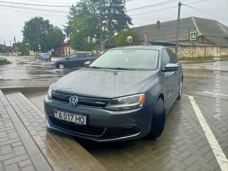 Свежепригнан из США. Никаких повреждений кузова. 2013 год гибрид. Used Cars in Moldova and Pridnestrovie, sale, rental, exchange<span class="ans-count-title"> (1)</span>