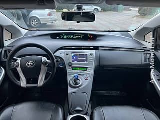 Продам Toyota Prius, 2015 г.в., гибрид, автомат. Авторынок ПМР, Тирасполь. АвтоМотоПМР.