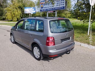 Selling Volkswagen Touran, 2009 made in, gasoline-gas (methane), mechanics. PMR car market, Tiraspol. 