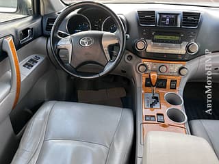 Vând Toyota Highlander, 2008, hibrid, automata. Piata auto Pridnestrovie, Tiraspol. AutoMotoPMR.