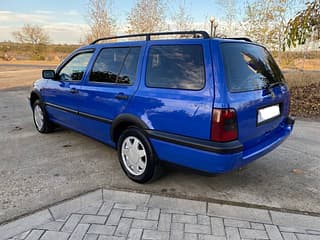 Selling Volkswagen Golf, 1998 made in, diesel, mechanics. PMR car market, Tiraspol. 
