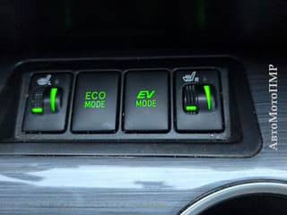 Toyota Camry, 2013, hibrid, automata. Tiraspol