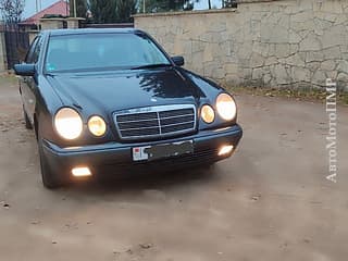 Vând Mercedes E Класс, 2000 a.f., benzină, mecanica. Piata auto Pridnestrovie, Tiraspol. AutoMotoPMR.