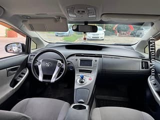 Продам Toyota Prius, 2013 г.в., гибрид, автомат. Авторынок ПМР, Тирасполь. АвтоМотоПМР.