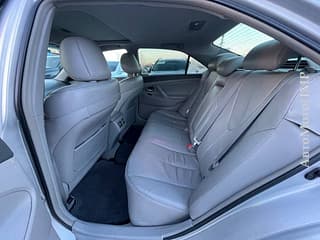 Тайота камри гибрид метан можно на обмен пишите 77751188