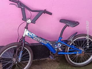 Продам Электро велосипед 9000 рублей. Продам подростковый велосипед в отличном состоянии.не дорого.