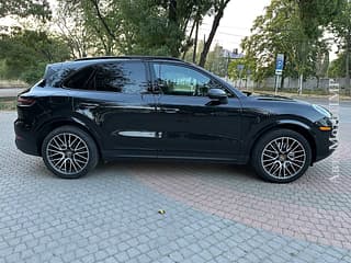 Шикарный порш каен на обмен пишите 77751188 ватсап телеграм Тирасполь