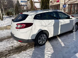 Отличная реношка можно на обмен пишите ватсап телеграм 77751188