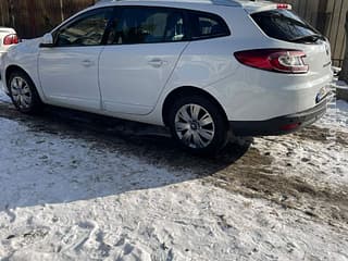 Отличная реношка можно на обмен пишите ватсап телеграм 77751188