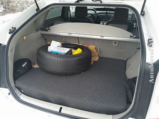 Классный приус газ метан гибрид на обмен пишите 77751188 ватсап телеграм