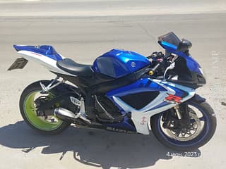 Продам Suzuki gsx-r k6, 2006 год , 45000тыс. пробег, обслуживалась регулярно. Motociclete în Moldova şi Pridnestrovie