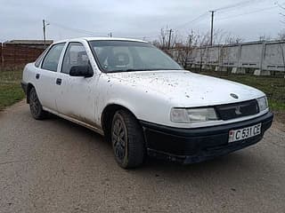 Vinde Opel Vectra, 1989 a.f., benzină-gaz (metan), mecanica. Piata auto Transnistria, Tiraspol. AutoMotoPMR.