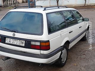 Volkswagen Passat, 1993, бензин, механика. Тирасполь