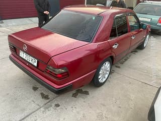 Vând Mercedes E Класс, 1991 a.f., diesel, mecanica. Piata auto Pridnestrovie, Tiraspol. AutoMotoPMR.