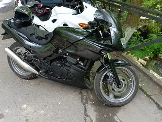 Kawasaki gpz500 1997год