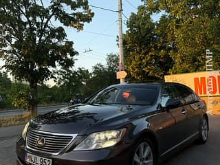 Шикарный Лексус Гибрид можно на обмен пишите.. Шикарный Лексус Гибрид!