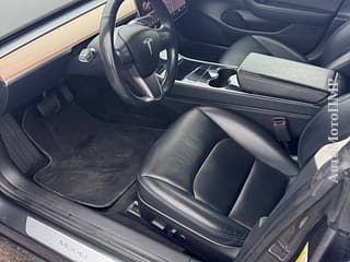 Тесла модел три максималка пишите на обмен 77751188