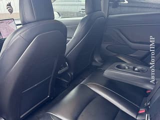 Тесла модел три максималка пишите на обмен 77751188