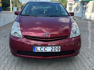 Selling Toyota Prius, 2006 made in, hybrid, machine. PMR car market, Tiraspol. 