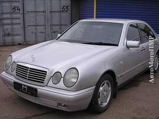 Dezasamblarea Mercedes în Moldova şi Transnistria. Разбираю мерседес е210 2.9 турбо дизельный 1998 седан . Коробку автомат
