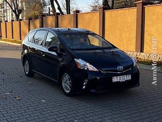 Selling Toyota Prius v, 2013, hybrid, аutomatic. PMR car market, Tiraspol. 