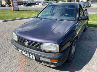 Selling Volkswagen Golf, 1993 made in, petrol, mechanics. PMR car market, Tiraspol. 