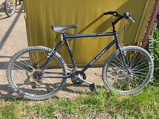 Продам велосипед, 24 диаметр колёс, лёгкая алюминиевая рама, комплектующие Shimano. Продам велосипед: Go sport, диаметр колес 26