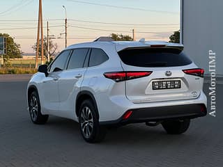 Selling Toyota Highlander, 2021, hybrid, аutomatic. PMR car market, Tiraspol. 