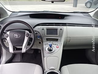 Vând Toyota Prius, 2013 a.f., hibrid, mașinărie. Piata auto Pridnestrovie, Tiraspol. AutoMotoPMR.