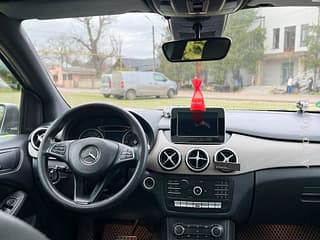 Мерседес бенс в класса на автомате очень экономный на обмен пишите