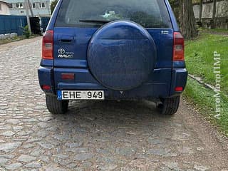 Тайота раф растаможена можно на обмен пишите 77751188