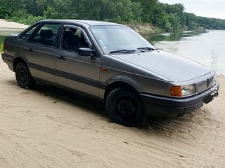 Selling Volkswagen Passat, 1991 made in, diesel, mechanics. PMR car market, Tiraspol. 