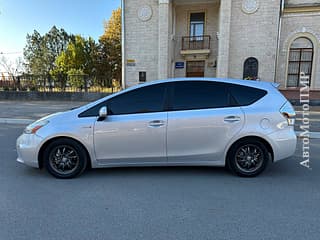 Продам Toyota Prius v, 2013 г.в., гибрид-газ (метан), автомат. Авторынок ПМР, Тирасполь. АвтоМотоПМР.