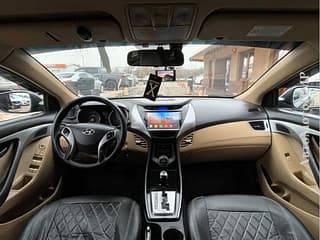 Hyundai Elantra, 2015, benzină, automata. Tiraspol