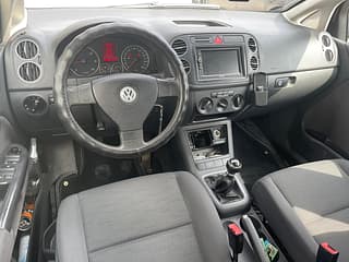  Продам Volkswagen Golf, 2009 г.в., дизель, механика. Цена 4800 $. Новый онлайн авто рынок ПМР, Тирасполь. Авто Мото ПМР 
