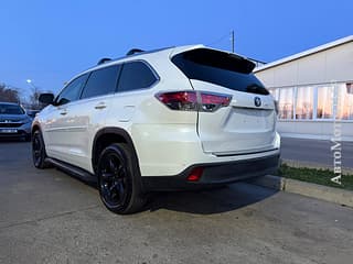 Тайота хайлендер растаможен 7 мест гибрид можно на обмен пишите