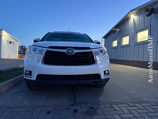 Тайота хайлендер растаможен 7 мест гибрид можно на обмен пишите