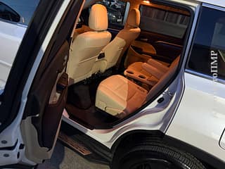 Тайота хайлендер растаможен 7 мест гибрид можно на обмен пишите