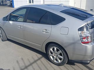 Vând Toyota Prius, 2005 a.f., benzină-gaz (metan), mașinărie. Piata auto Pridnestrovie, Tiraspol. AutoMotoPMR.