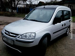 Vând Opel Combo, 2010 a.f., benzină-gaz (metan), mecanica. Piata auto Pridnestrovie, Tiraspol. AutoMotoPMR.