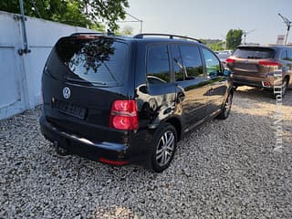 Vând Volkswagen Touran, 2007 a.f., benzină-gaz (metan), mecanica. Piata auto Pridnestrovie, Tiraspol. AutoMotoPMR.