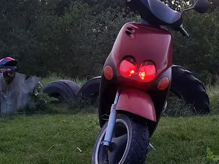 Срочно!Срочно!Срочно Продам мопед Марка :Yamaha Объем :80 кубов 2х местный