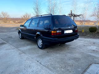Selling Volkswagen Passat, 1991 made in, gasoline-gas (methane), mechanics. PMR car market, Tiraspol. 