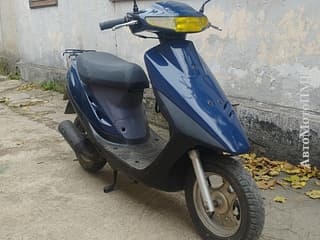 Продам, на полном ходу, документы и то есть. Шлем б/у. В хорошем состоянии